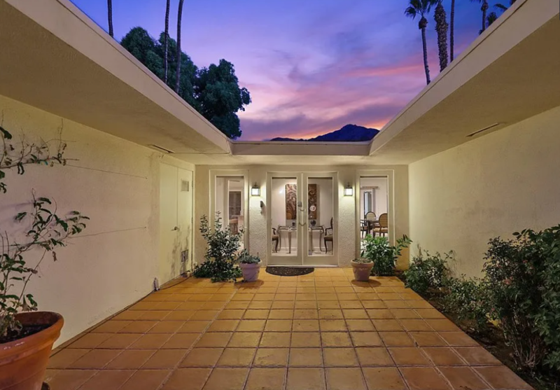 77137 Iroquois Dr, Indian Wells, CA 92210